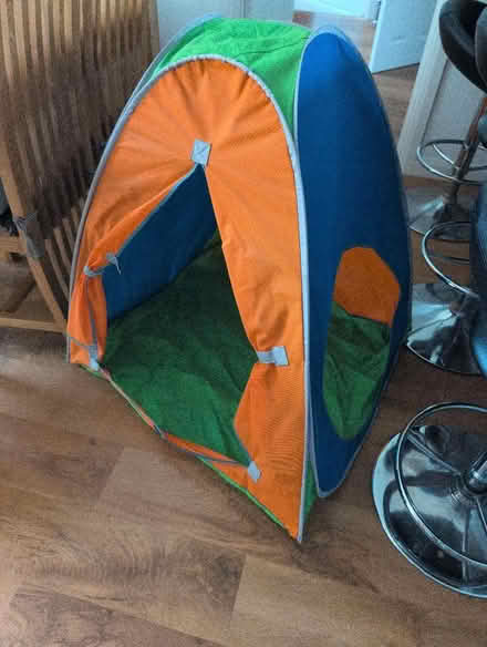 Photo of free Children's play tent (Kidlington OX5) #1