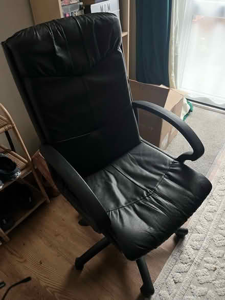 Photo of free Black office chair (Shenley WD7) #1
