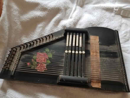 Photo of free Autoharp (Braughing SG11) #1