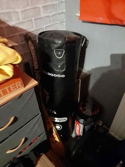 Photo of free Full Size punch Bag (IP27) #1