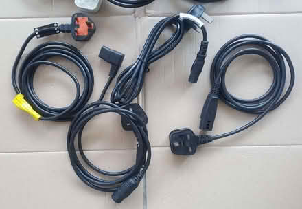 Photo of free UK mains plug to IEC C13 power leads (Mickleover DE3) #2