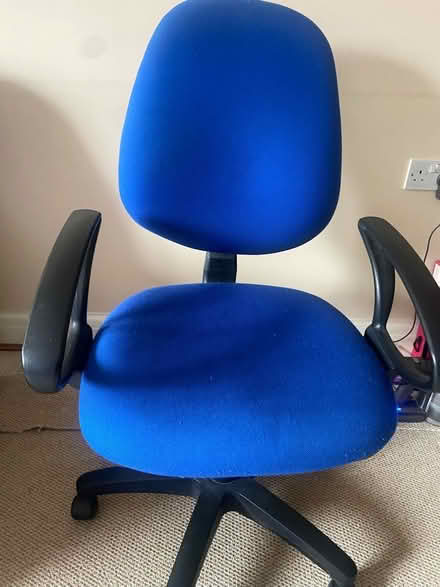 Photo of free Blue office chair (Woodside CR0) #1