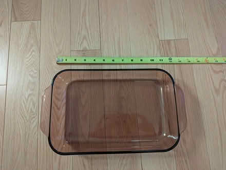 Photo of free Pyrex type lasagna pan (Old Barrhaven) #1
