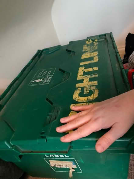 Photo of free Green plastic storage crate (Bedford Avenue Barnet EN5) #3