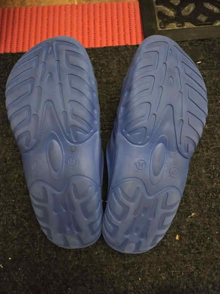 Photo of free Slide Sandals (Richmond Hill) #2