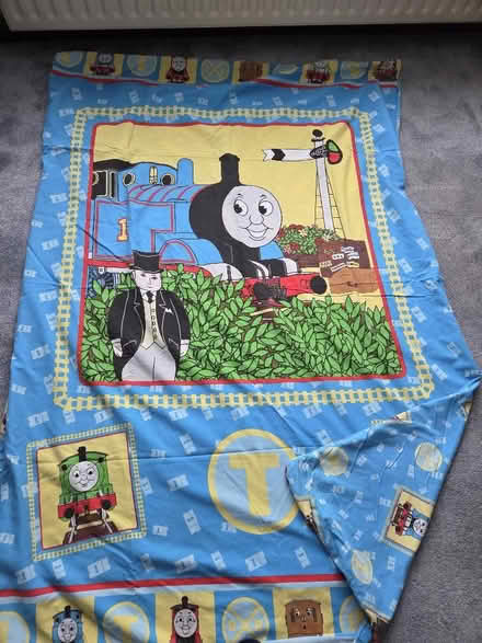 Photo of free 2 Single bed duvet covers and matching pillow cases (Chesham HP5) #1