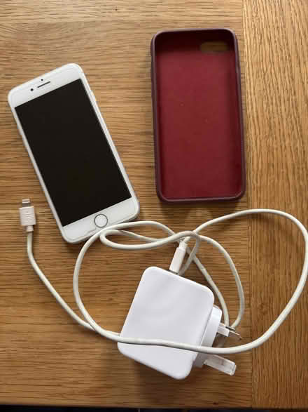 Photo of free iPhone 8 handset (Millend OX7) #3