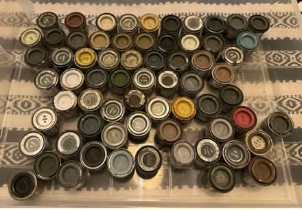 Photo of Model paints (Kirkby L32) #1