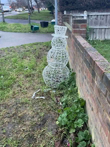 Photo of free Snowman decoration no lights (Seven oaks way Orpington BR5) #1