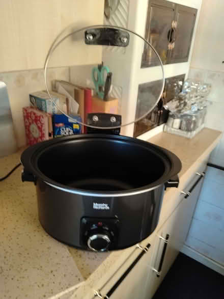 Photo of free 6.5 litre slow cooker (Bridlington YO16) #1