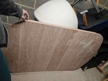 Photo of free Extendable dining table & 6 chairs (HX1) #1