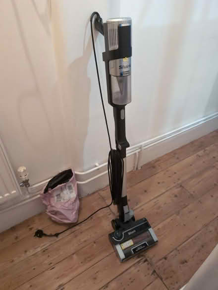 Photo of free Shark Vacuum (SE5) #1