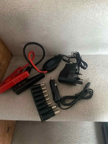 Photo of free Leads and cables (Crawley RH11) #1