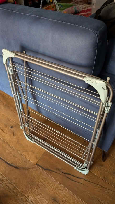 Photo of free Airing rack (Shuttington B79) #1