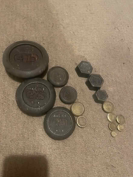 Photo of free Weighing scales and weights (Paulton) #4