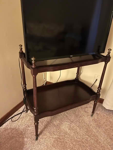 Photo of free Small table (Newington) #2