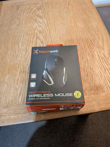 Photo of free Wireless Mouse (Irthlingborough NN9) #1