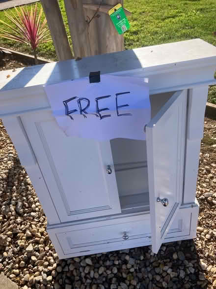 Photo of free Little cupboard all painted white (Foothill Boulevard Cupertino) #1