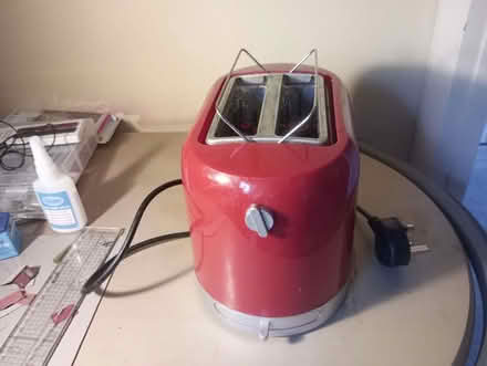 Photo of free Red toaster (IP4) #3