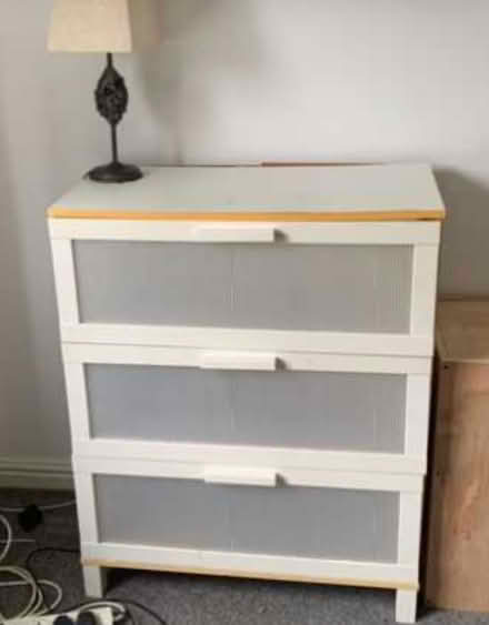 Photo of free White 3 drawer unit 100cm h,80w,40d (Sittingbourne) #1