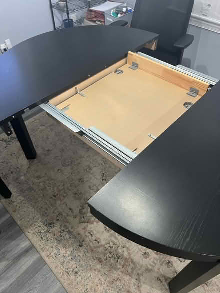 Photo of free 4-6 seating table (22041) #3