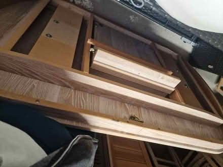 Photo of free Extendable dining table & 6 chairs (HX1) #4