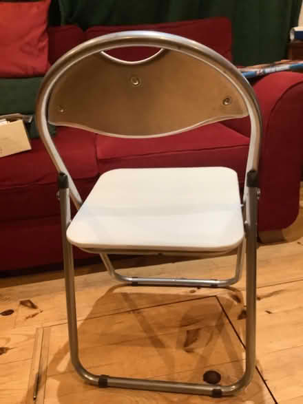 Photo of free Folding chair (Bear Flat) #3