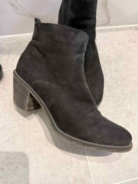 Photo of free Selection of boots size 7 (Billericay CM11) #2