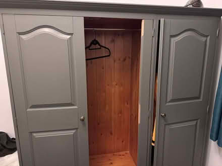 Photo of free 3 doors wardrobe (Plumstead SE18) #1