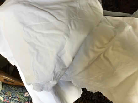 Photo of free 2 White Cotton SINGLE DUVET COVERS (Summertown OX2) #2