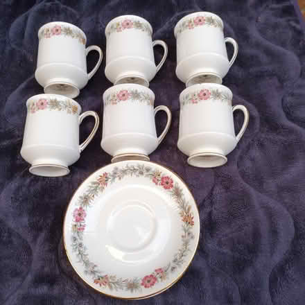 Photo of free Paragon 'Belinda' Fine China items (Kidlington OX5) #3