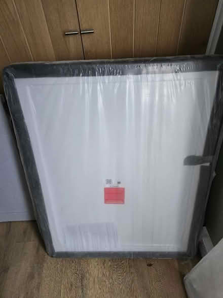 Photo of free Shower Tray And 2 Shower Screens (CT9) #2