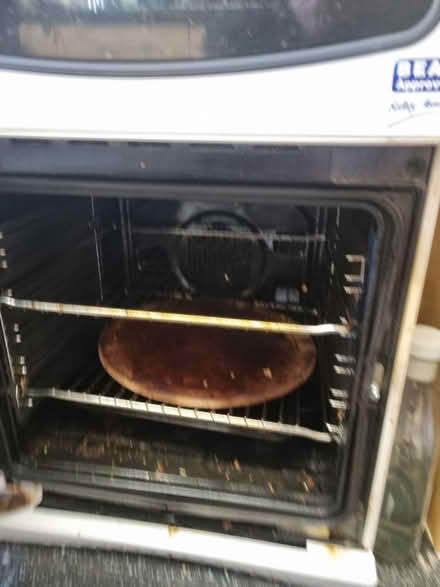 Photo of free Electric cooker beko (SE20) #3