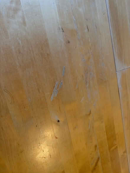 Photo of free Extending dining table (Hackbridge SM6) #3