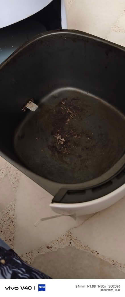 Photo of free Airfryer (Singapore - East) #3