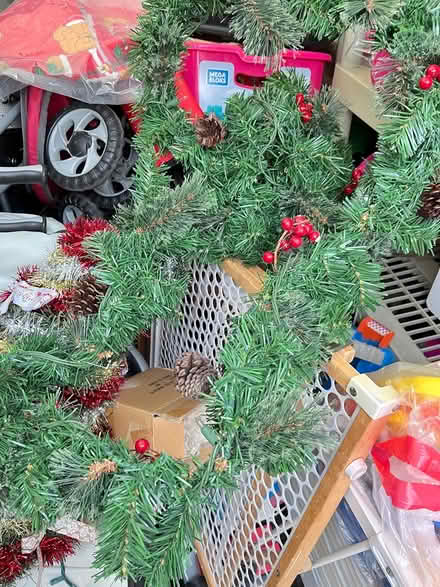 Photo of free Garland (Oradell) #1