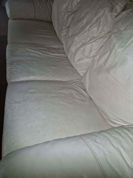Photo of free Cream/White Leather Sofa (Heartsease NR7) #3