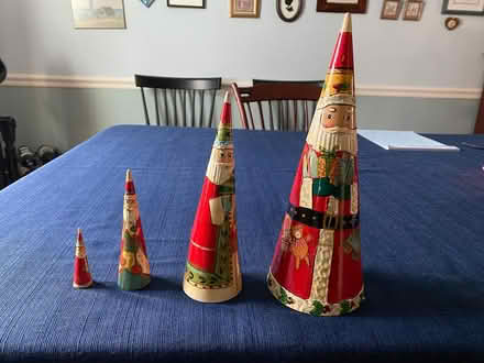 Photo of free Nesting Santas (East side of Columbia) #1