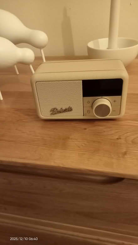 Photo of free Cream Roberts Revival Petite 2 DAB Radio (Farnley LS12) #1