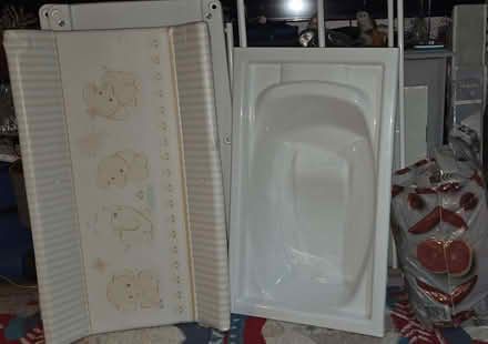 Photo of free Baby changing station (Fleetwood FY7) #1