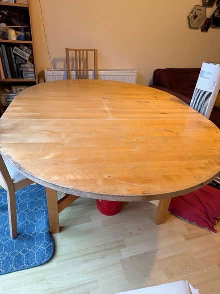 Photo of free Extending dining table (Hackbridge SM6) #4