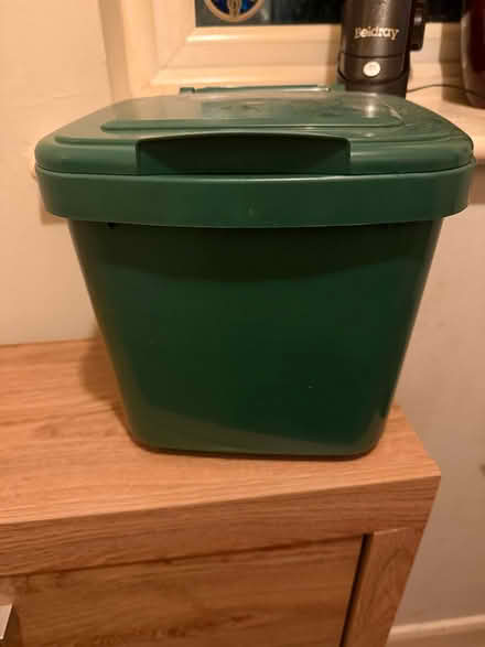 Photo of free Food Waste Bin (Stanford in the Vale SN7) #1