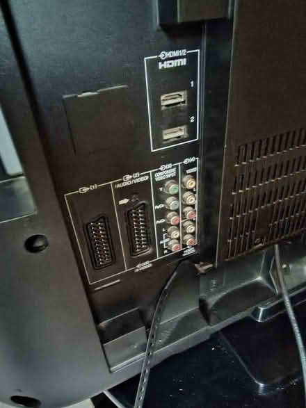 Photo of free Toshiba TV approx 32 inch (Maidstone ME14) #1