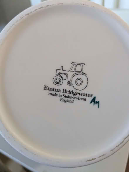 Photo of free Large Emma Bridgewater tea pot (lid missing!) (West Kensington W14) #2