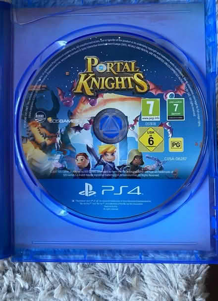 Photo of free PS4 Portal Knights (Portsmouth PO2) #2