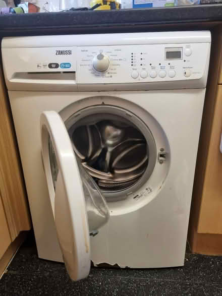 Photo of free Washing machine zannussi (SE20) #1