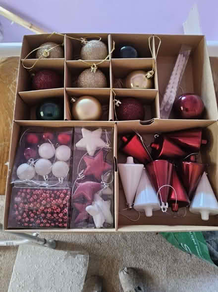 Photo of free A Box of Christmas decorations (Halton LS15) #1