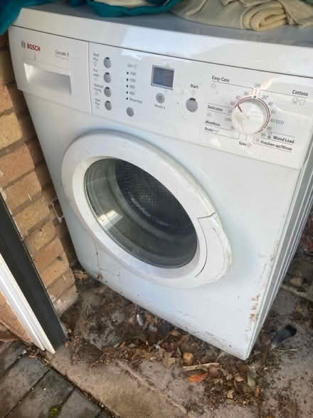 Photo of free Old washing machine - needs seal (Hereford HR4) #1