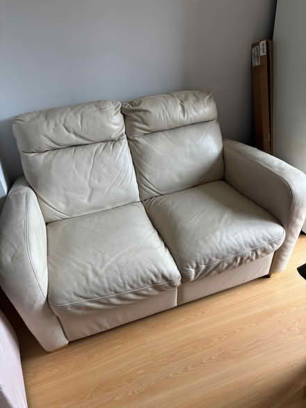 Photo of free Leather sofa (Potters Bar EN6) #1
