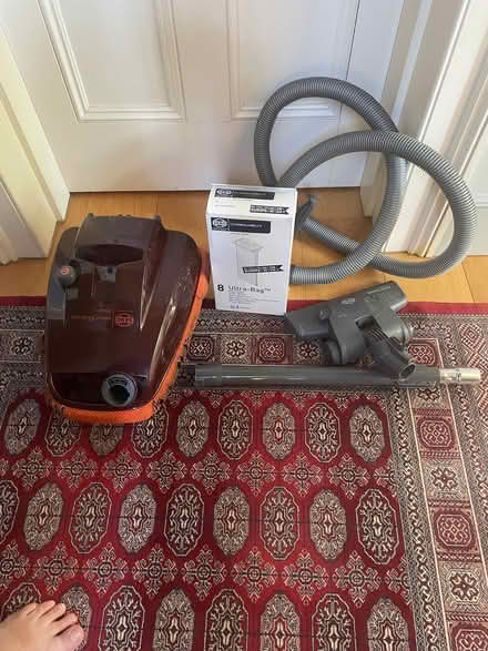Photo of free Sebo vacuum cleaner with floor heads for carpet and for hard floors (Canonbury N1) #2
